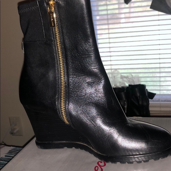 MK boots worn 3 times - Picture 2 of 9